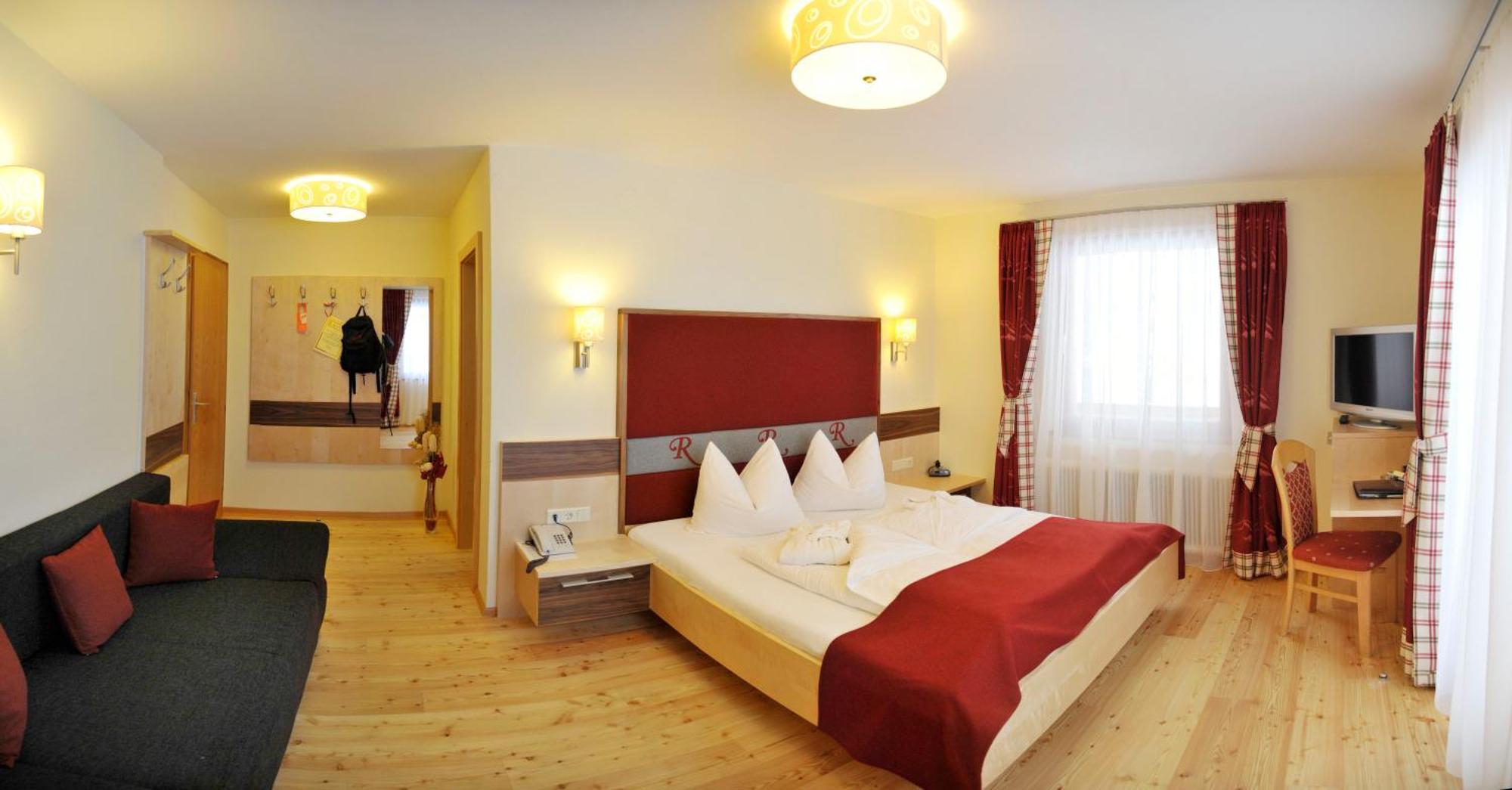 Hotel Roesslhof Ramsau am Dachstein Chambre photo