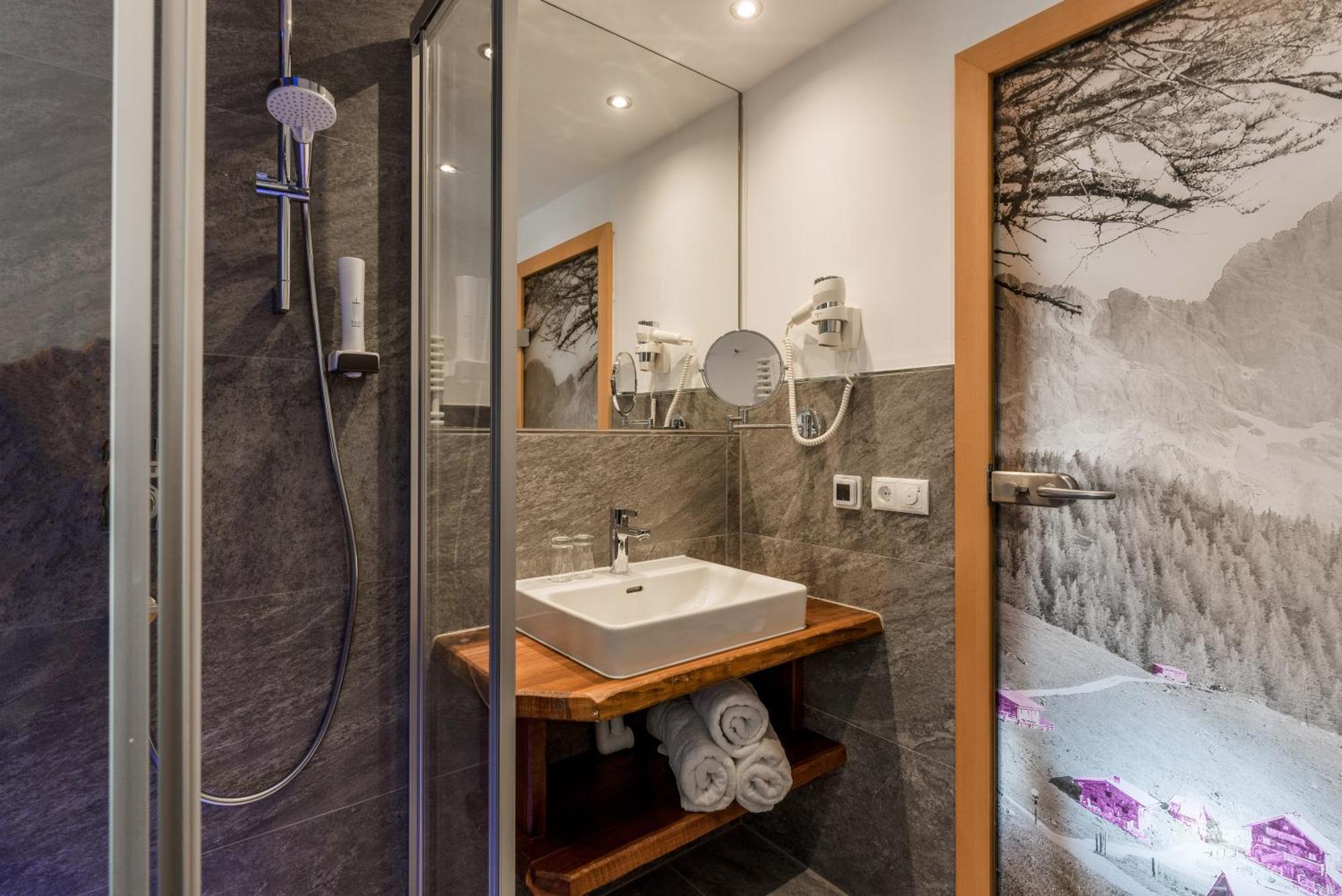 Hotel Roesslhof Ramsau am Dachstein Extérieur photo