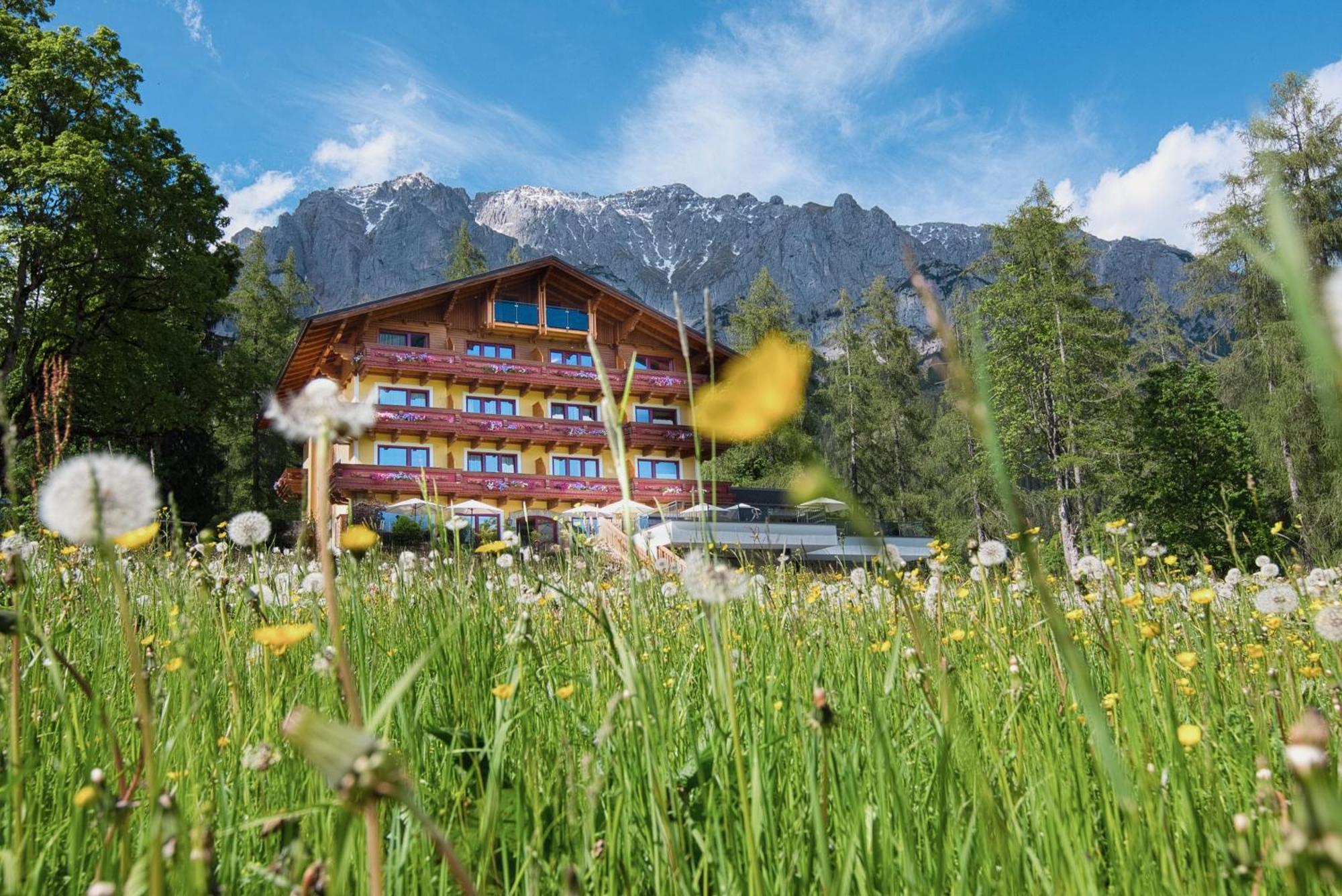 Hotel Roesslhof Ramsau am Dachstein Extérieur photo