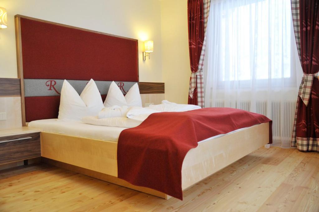 Hotel Roesslhof Ramsau am Dachstein Chambre photo
