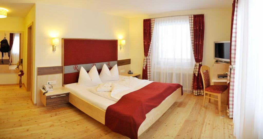 Hotel Roesslhof Ramsau am Dachstein Chambre photo