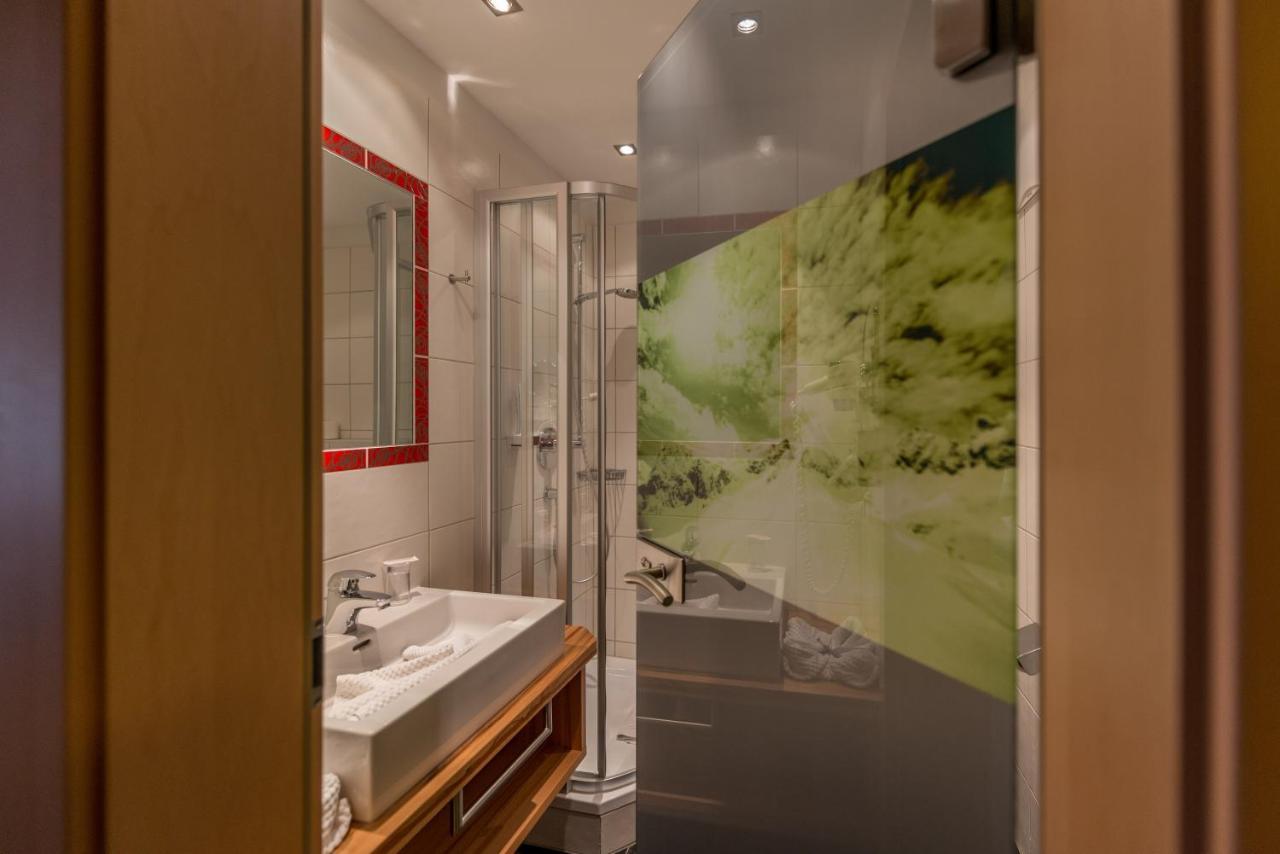 Hotel Roesslhof Ramsau am Dachstein Extérieur photo