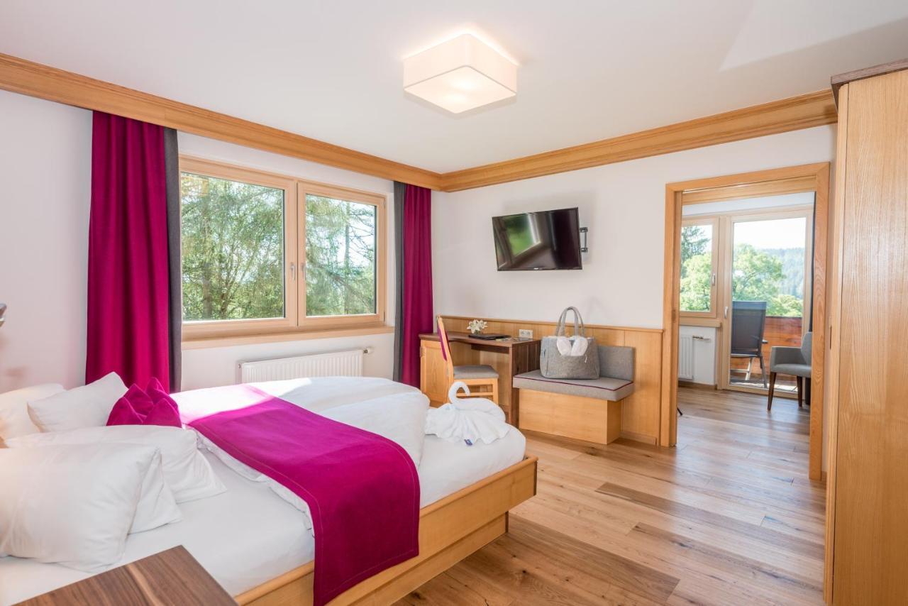 Hotel Roesslhof Ramsau am Dachstein Extérieur photo